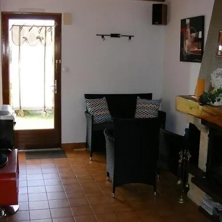 Imp Olonois Maison Avec Jardin Clos 빌라